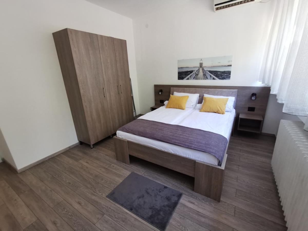 Apartman Pavlovic 1 Dedinje Dış mekan fotoğraf